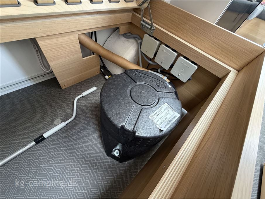 Adria Adora 572 UT
