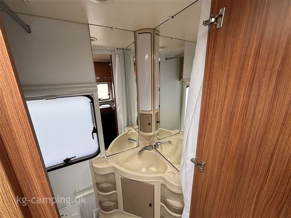 Adria Adora 472 LU