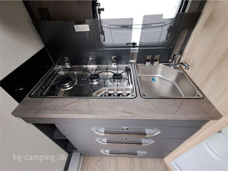 Hobby De Luxe 460 SL