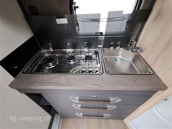 Hobby De Luxe 460 SL