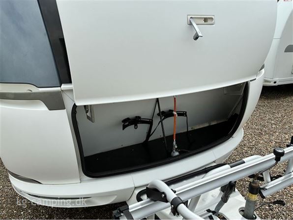 Hobby De Luxe 495 WFB