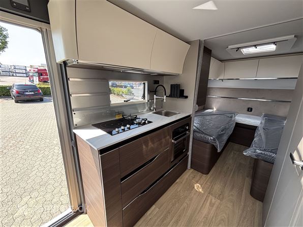 Adria Alpina 583 UL