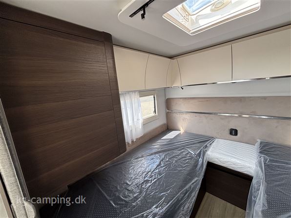Adria Alpina 583 UL
