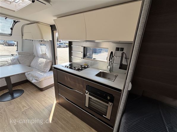 Adria Alpina 583 UL