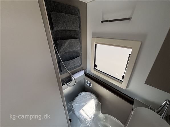 Adria Alpina 583 UL
