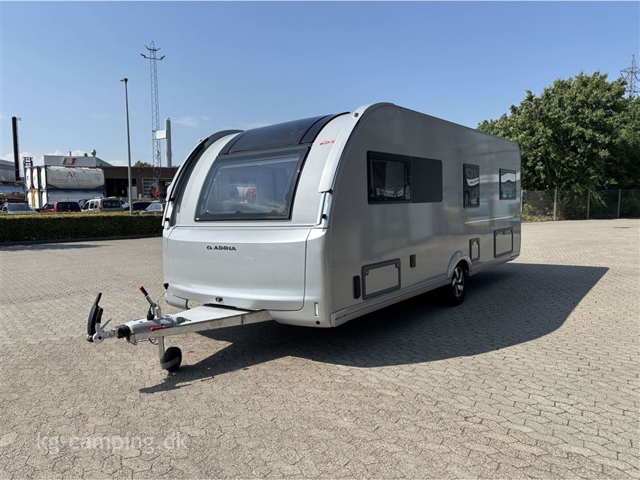 Adria Alpina 583 UL