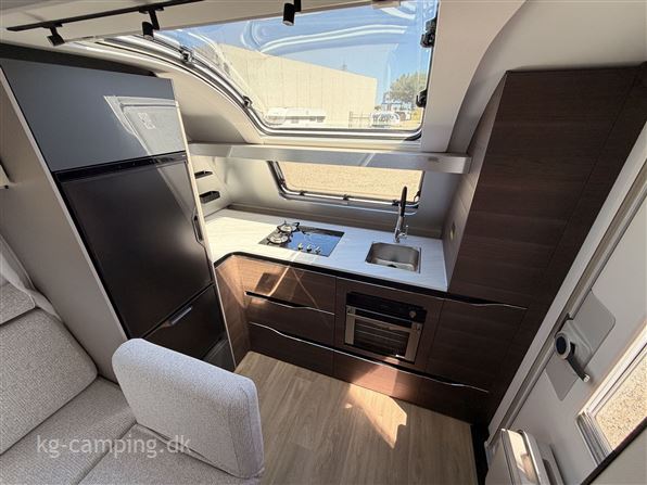 Adria Alpina 663 HT Twin