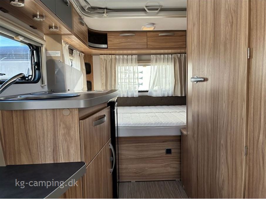 Hymer Eriba Feeling 425 EFE