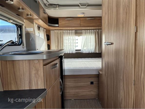 Hymer Eriba Feeling 425 EFE