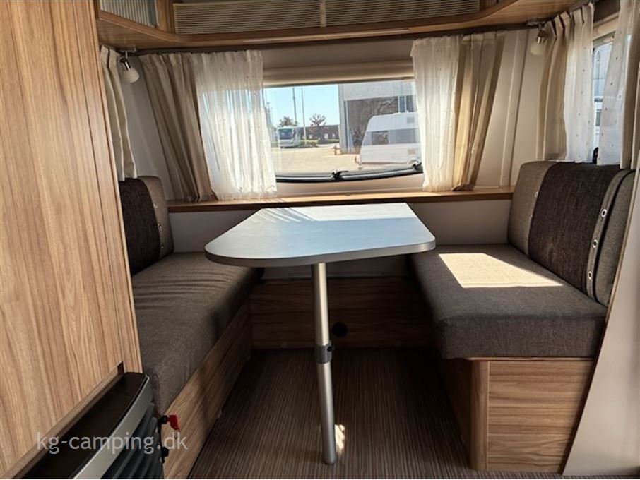 Hymer Eriba Feeling 425 EFE