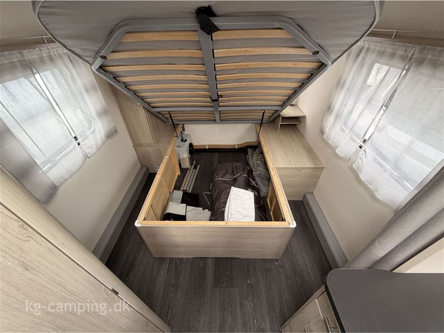 Caravelair Antares 470