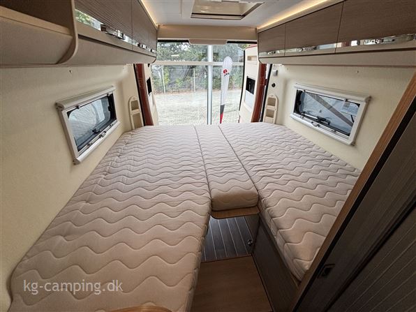 Adria Twin 600 SLT