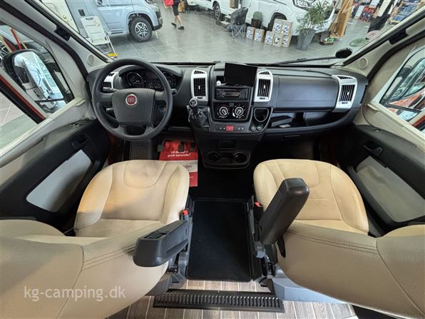 Adria Twin 600 SLT