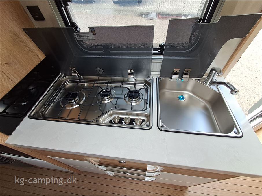 Hobby Excellent Edition 490 KMF