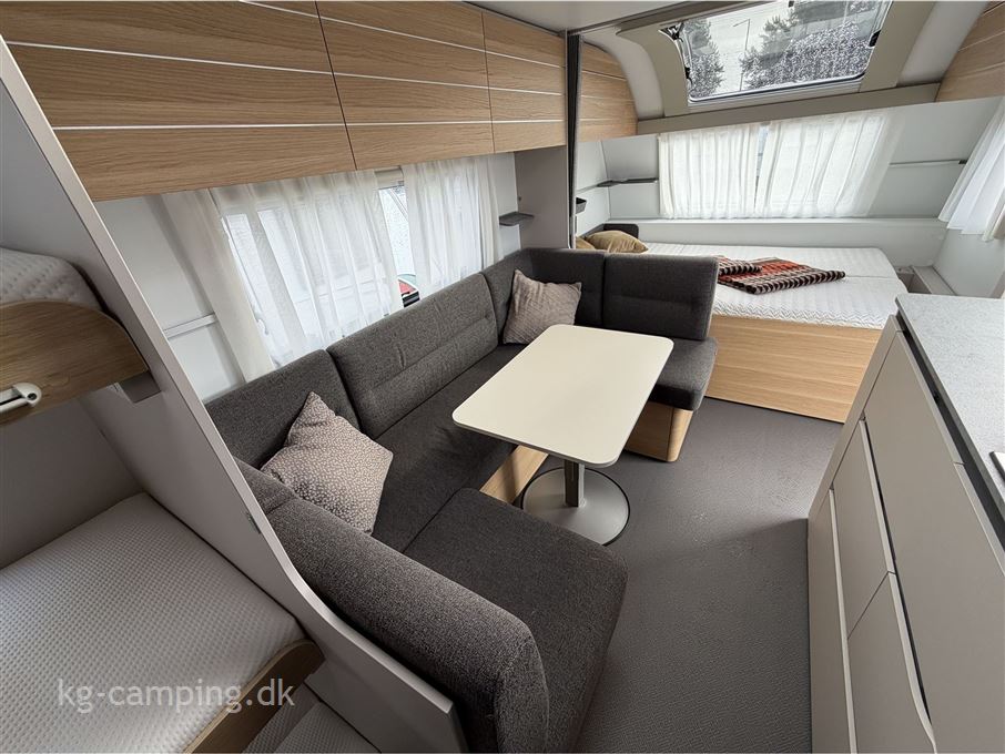 Adria Adora 573 PT