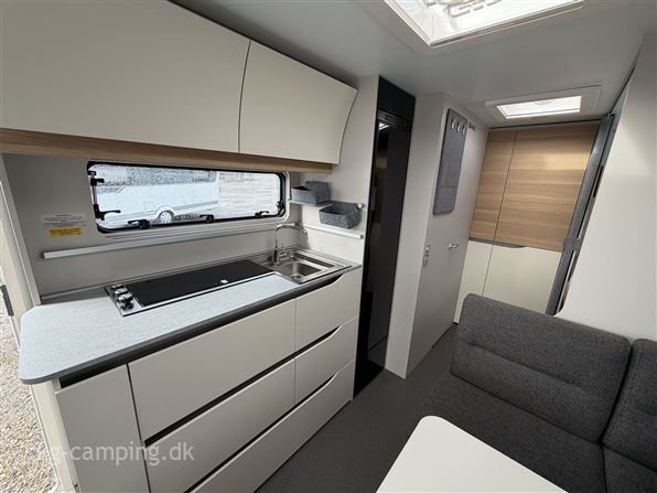 Adria Adora 573 PT