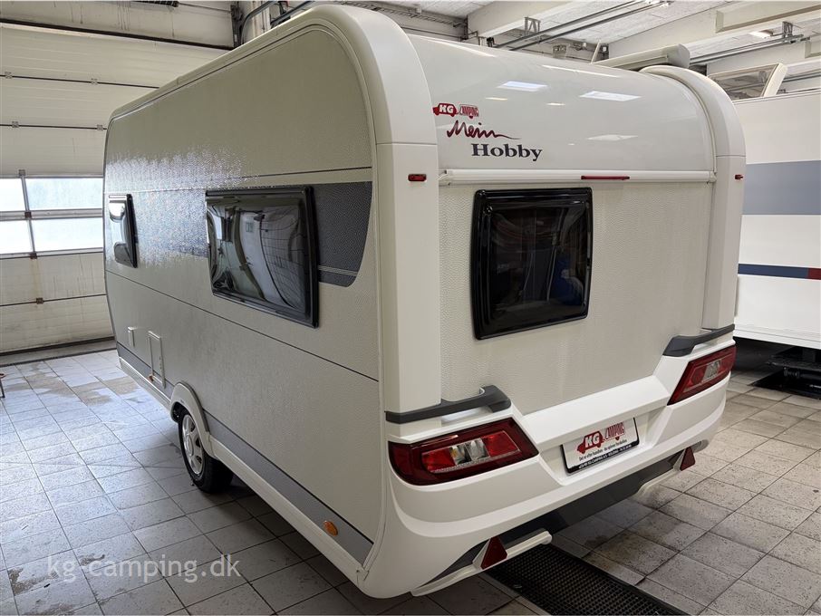 Hobby De Luxe 440 SF