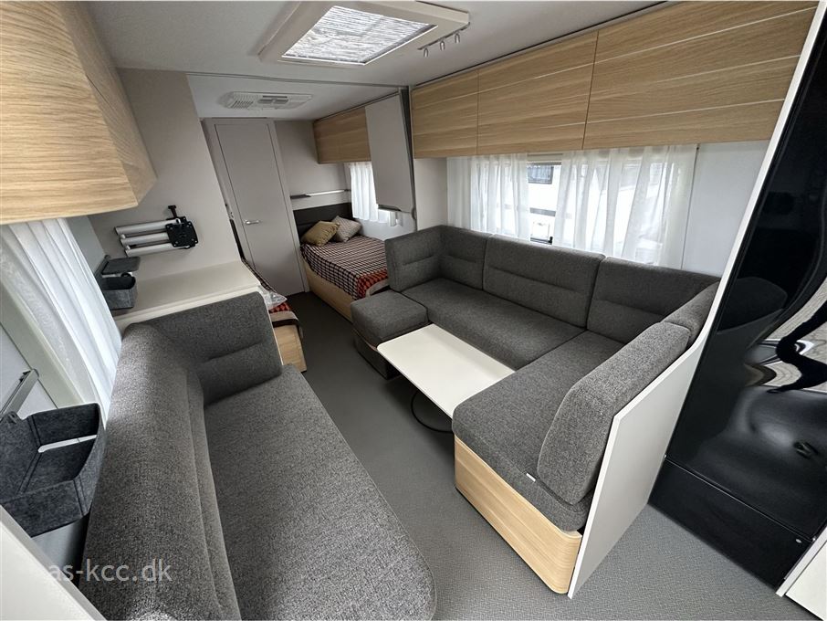 Adria Adora 613 HT