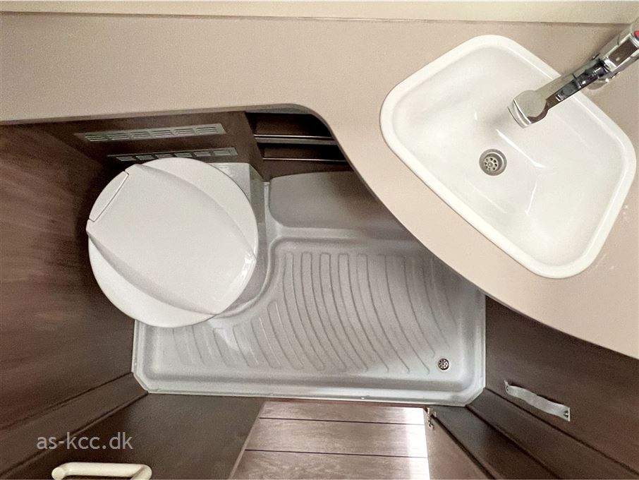 Knaus Scandinavian Selection 590 UK