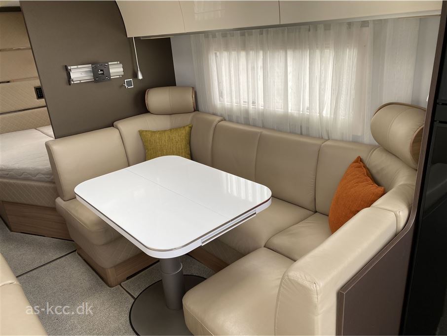Adria Alpina 753 HK