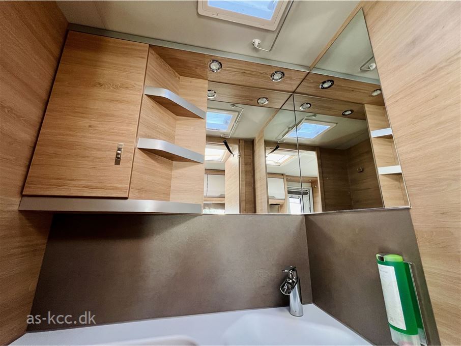 Knaus Südwind 460 EU 60 Års Jubilæumsmodel