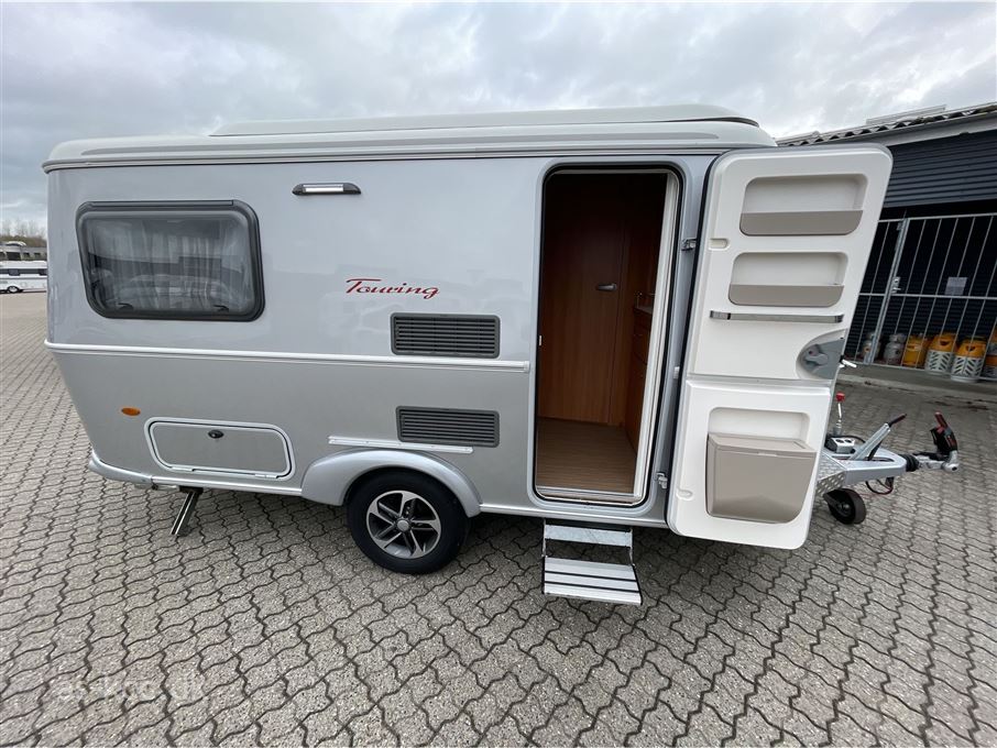 Hymer Eriba Touring Triton 420 GT