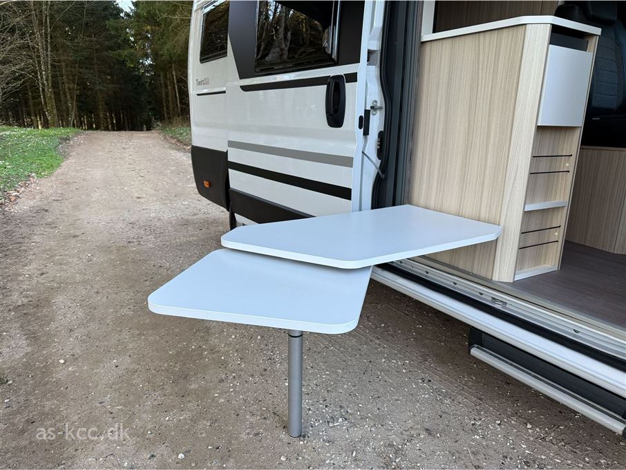 Adria Twin Axess 640 SL