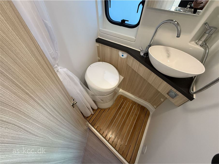 Adria Twin Axess 640 SL