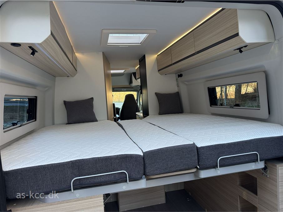 Adria Twin Axess 640 SL