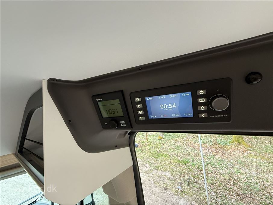 Adria Twin Axess 640 SL