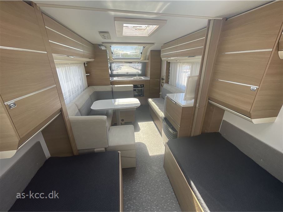 Adria Adora 613 HT