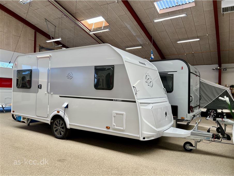 Knaus Sport 450 FU