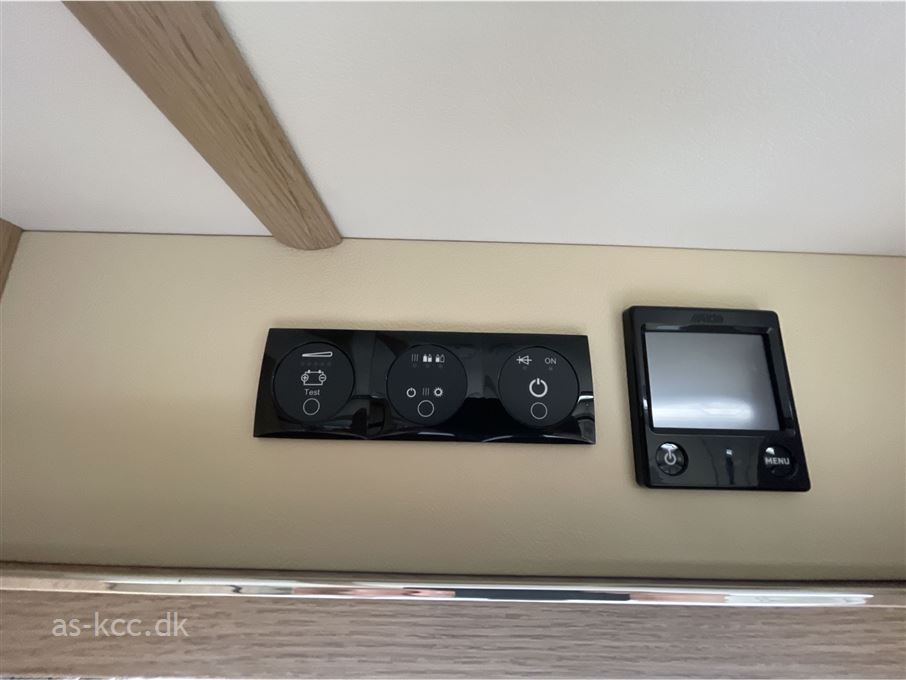 LMC Exquisit 695 VIP