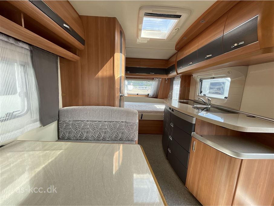 Hobby De Luxe 440 SF