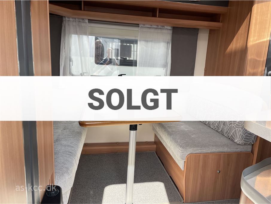 Hobby De Luxe 440 SF