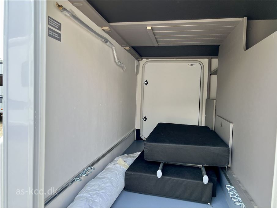 LMC Tourer H 660 G Lift