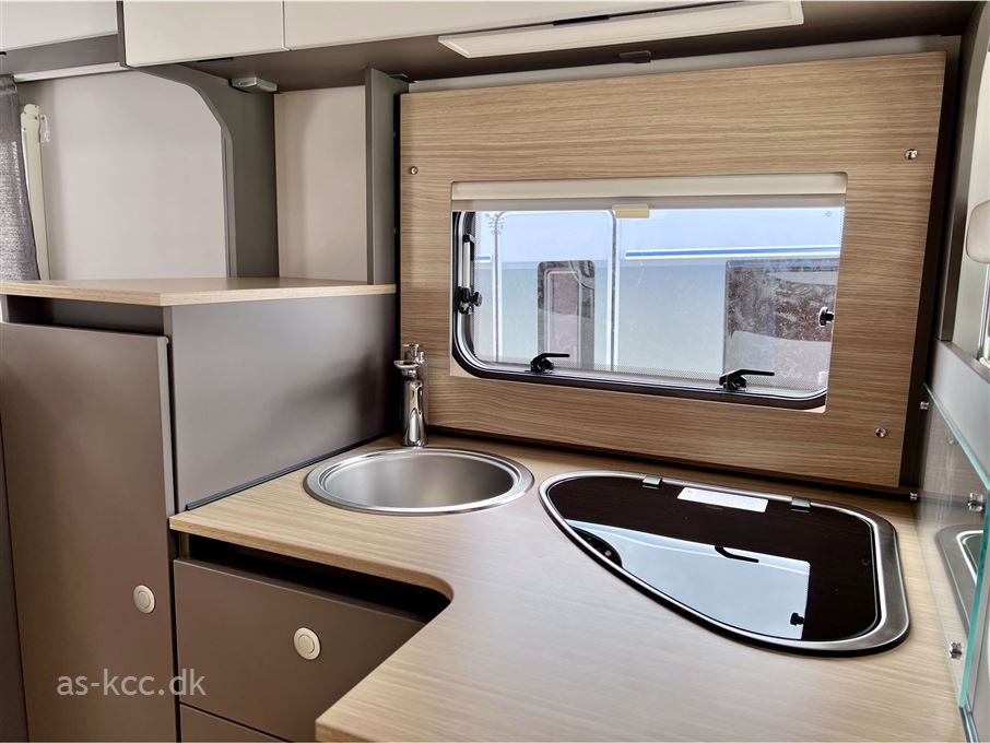 LMC Tourer H 660 G Lift