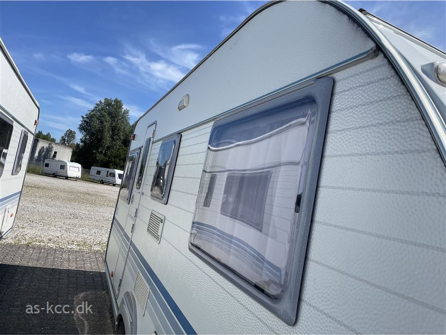 Adria Adora 472 LU
