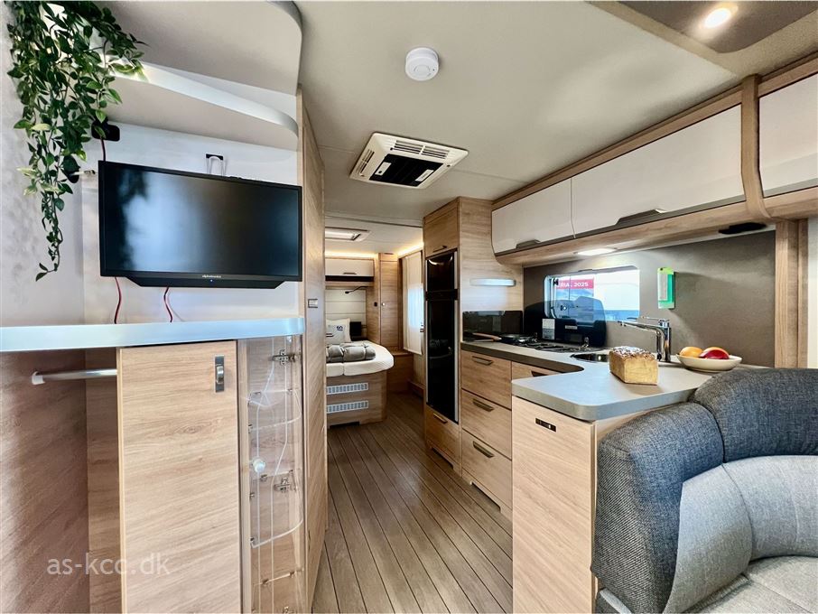 Knaus Südwind 650 UX 60 YEARS