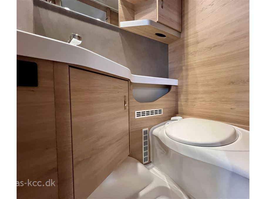 Knaus Südwind 650 UX 60 YEARS