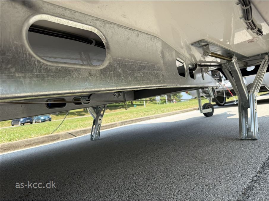 Adria Action 391 LH Sport