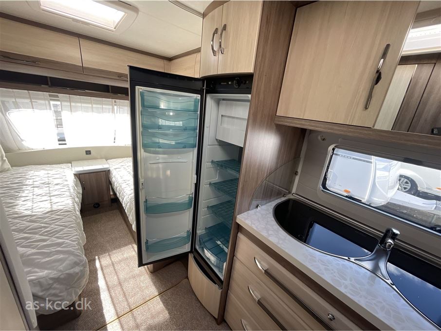 Hobby De Luxe 495 UL