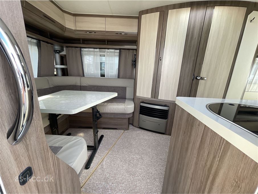 Hobby De Luxe 495 UL