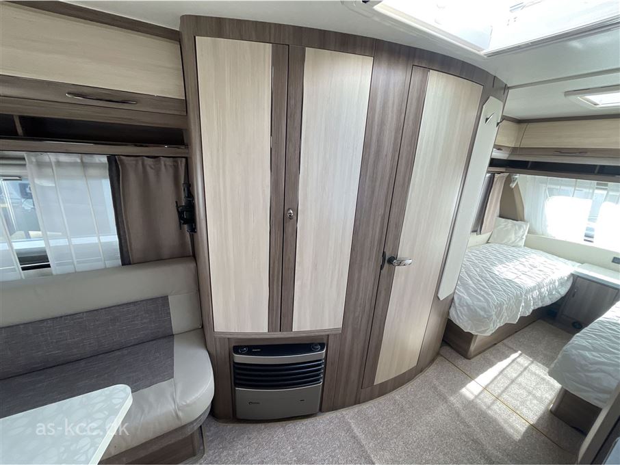 Hobby De Luxe 495 UL