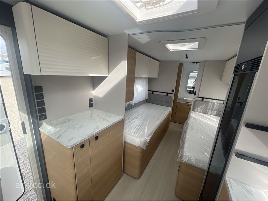 Adria Adora 572 UT