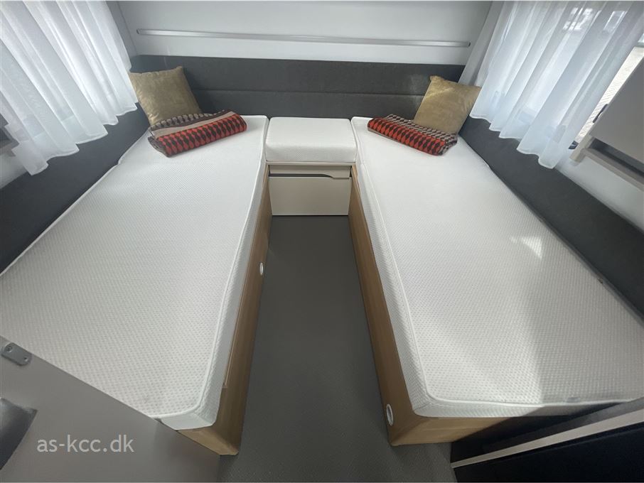 Adria Adora 613 UL
