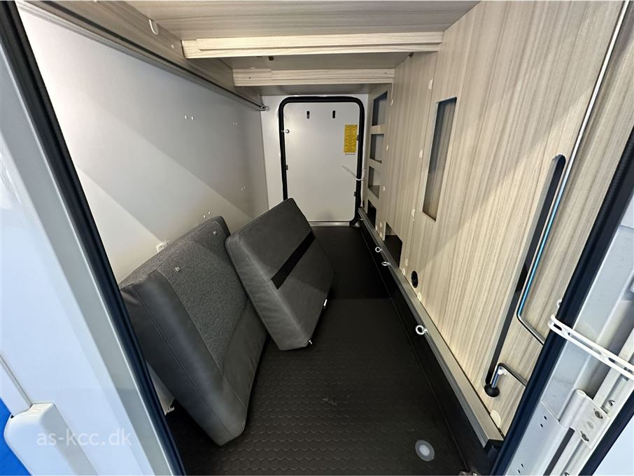 Sun Living S 72 DL Automatgear 165 HK Med hæve sinke seng