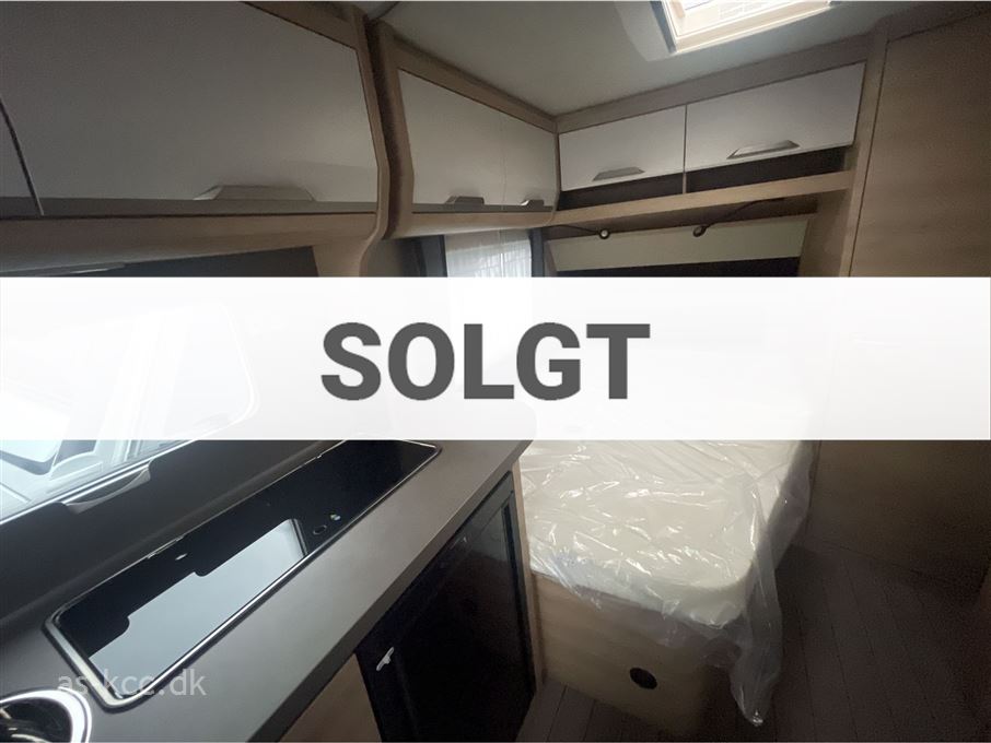 Knaus Südwind Black Selection 450 FU