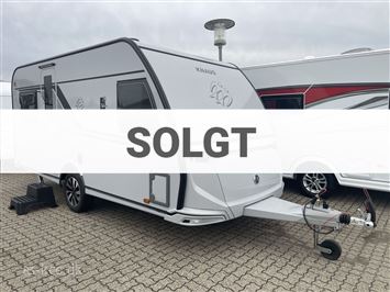 Knaus Südwind Black Selection 450 FU