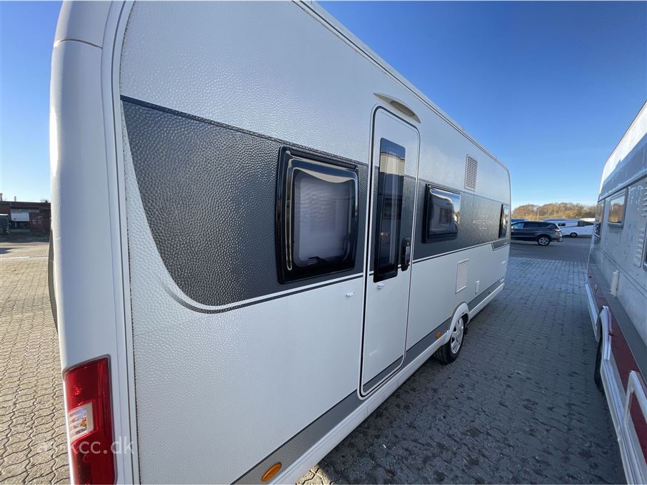 Hobby De Luxe 560 KMFe